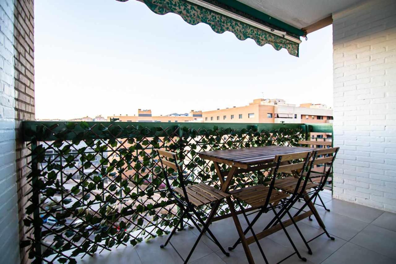 Apartamento Heroes De Sostoa Málaga Esterno foto