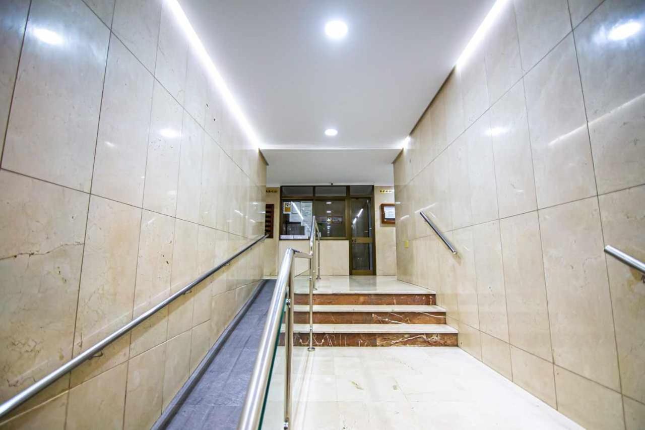Apartamento Heroes De Sostoa Málaga Esterno foto