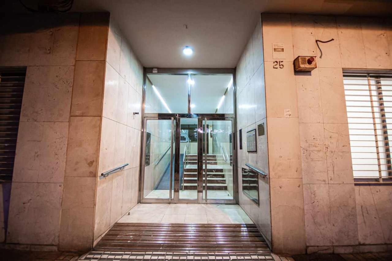 Apartamento Heroes De Sostoa Málaga Esterno foto